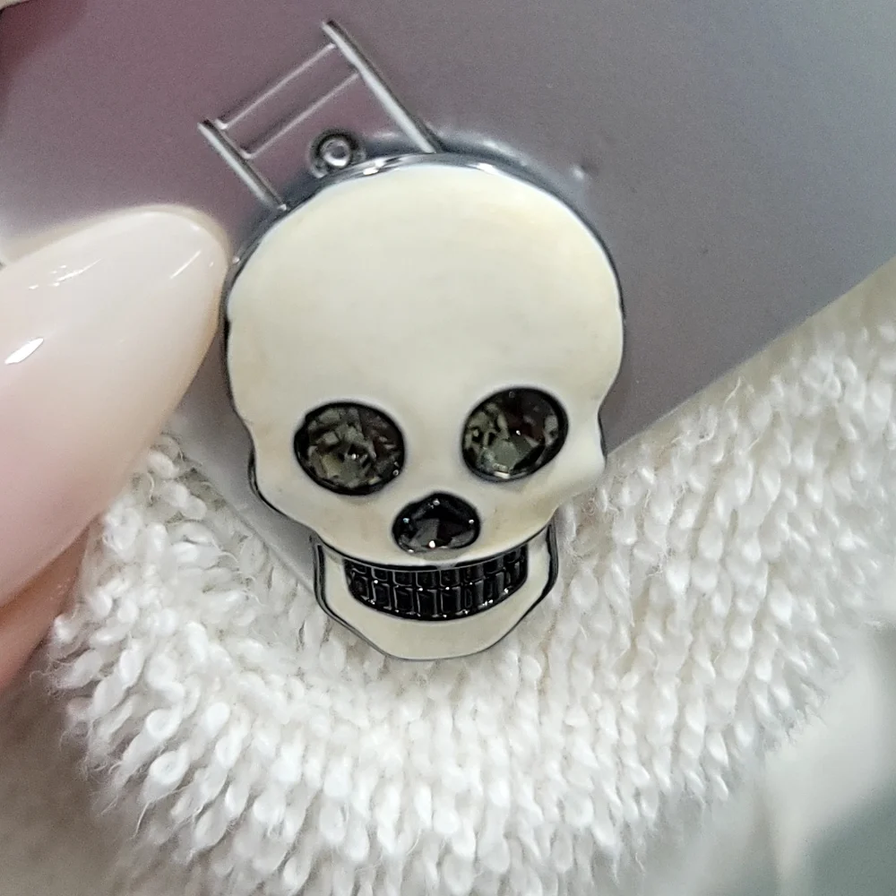 NEW Sugarfix Baublebar Skeleton Bone To Shine Skull Enamel Halloween Earings.